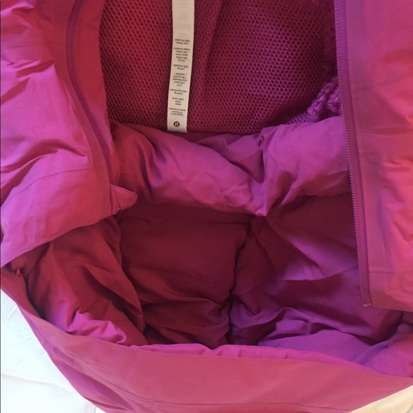 Brand new w/ tags NWT Lululemon Sleet Street Puffy - Picture 8 of 8